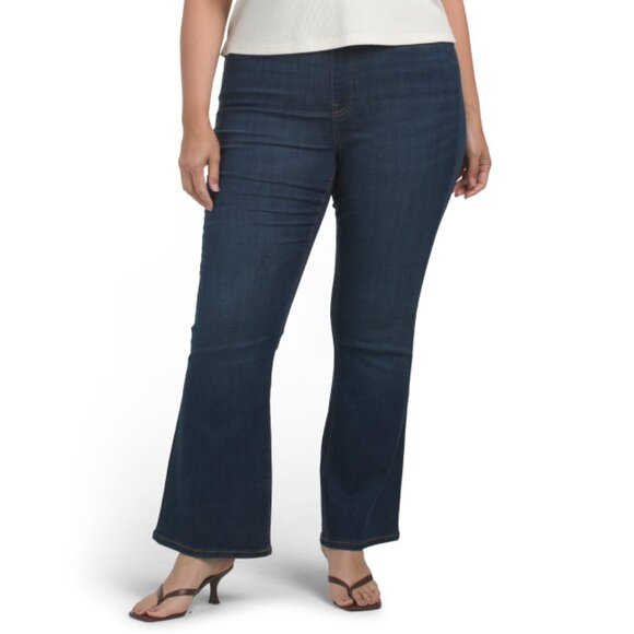 WARP + WEFT Denim Plus Pull On Flare Jeans - Picture 1 of 2